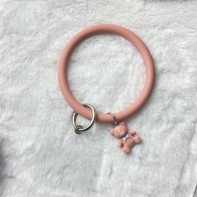 ZAXの手首 スマホリング ストラップホルダー シリコン 挟むだけ スマホストラップ 全機種対応 ハンドリング 熊飾り ストラップホルダー 落下防止 紛失防止 iP用 ストラップ｜アングル3