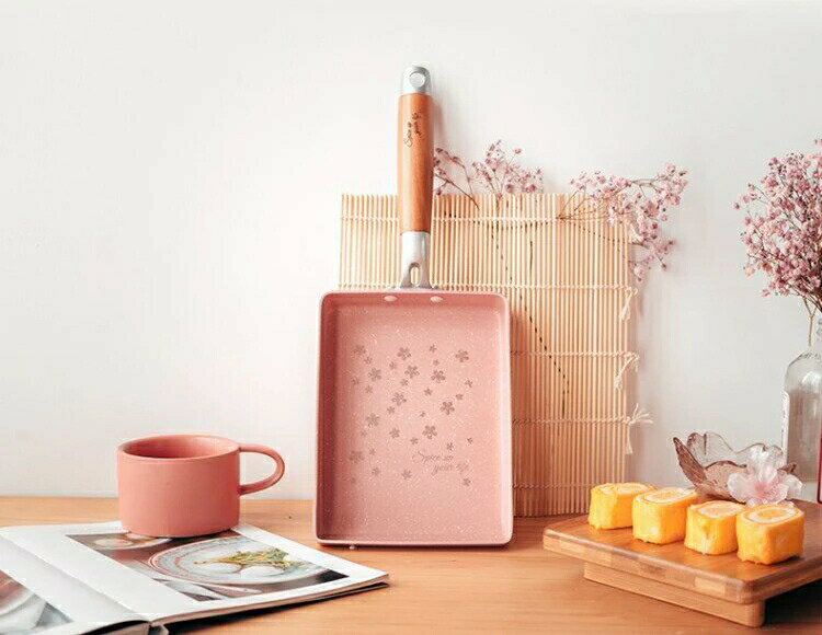 玉子焼きフライパン 卵焼き IH対応 ガスレンジ可 角型 卵焼き用 フライパン 単品 平底 卵焼き器 エッグパン おしゃれ 和風 桜 ピンク プレゼント 玉子焼 なべ 鍋 映え SNS