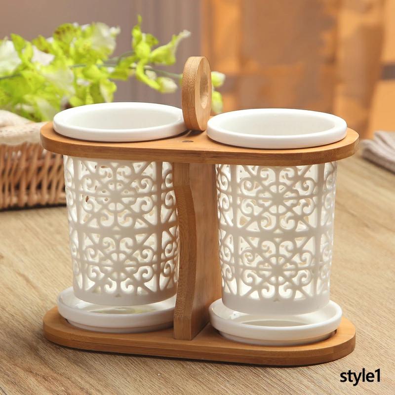 箸立て 2個一体型 シンプル 透かし入り 木製スタンド付き (フラワー)