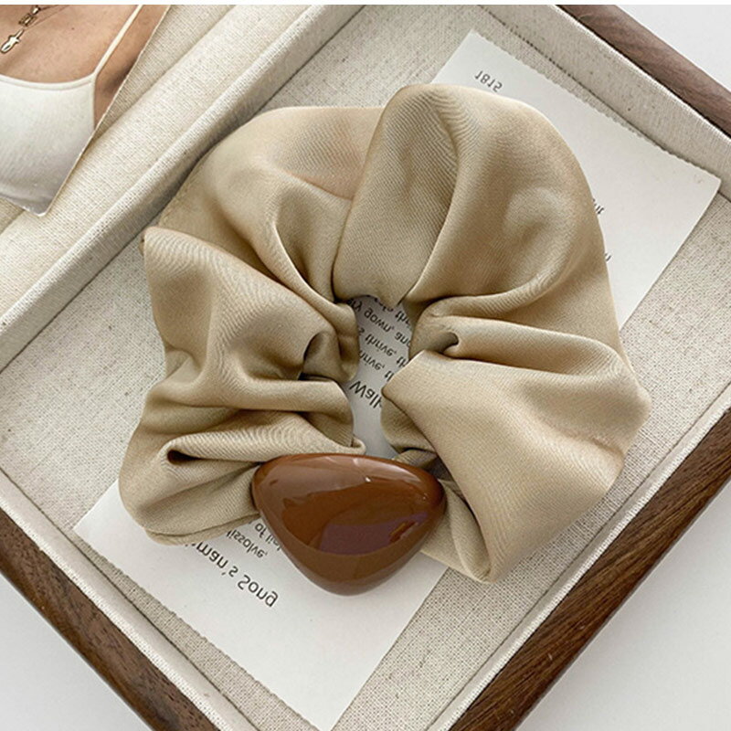 トライアングル 2点セット ヘアゴム シュシュ ヘアアクセサリー 三角 簡単 まとめ髪 結う 束ねる ゴム ヘア 髪の毛 ヘアアクセ お団子 可愛い おしゃれ ...