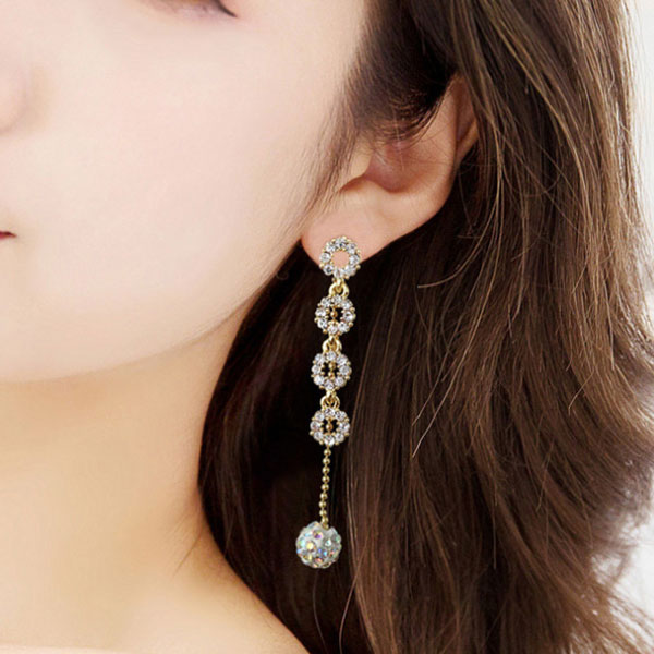 【1000円均一】ロングピアス★キュービック・ジルコニア 揺れる 揺れるピアス ★レディース シルバー925　アレルギーフリー