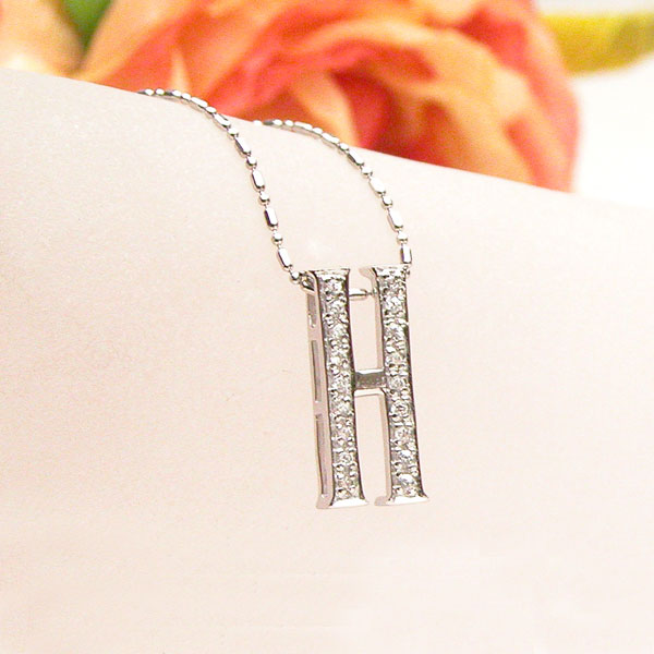 Rakuten - 英文字・ジルコニア・シルバーペンダント【シルバー ペンダント 首飾り SILVER Necklace】【メール便送料無料】【シルバー925チェーン付き】