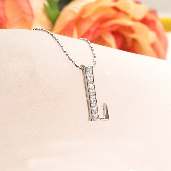 帕維爾 - 英文字・ジルコニア・シルバーペンダント【シルバー ペンダント 首飾り SILVER Necklace】【メール便送料無料】【シルバー925チェーン付き】