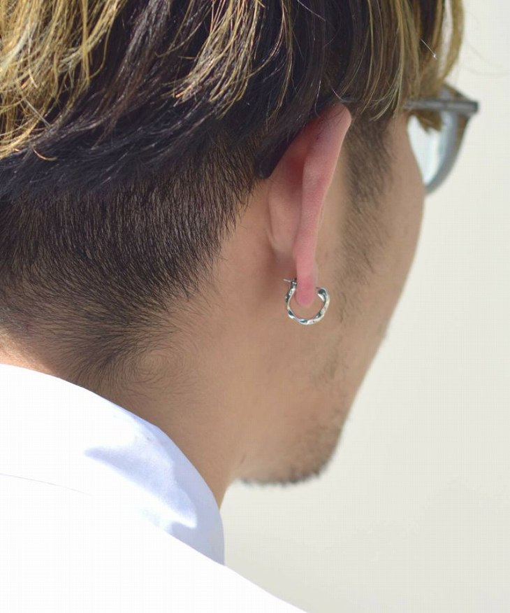 ライオンハート ピアス メンズ クロッシング ピアス スィック ツイスト SV925 サー...