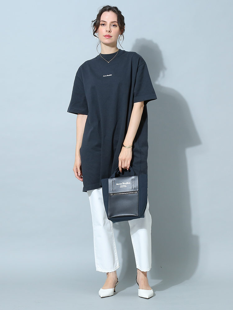 【クーポン利用で2,000円OFF】 アクネ ストゥディオズ レディース Tシャツ Acne Studios ブランド トップス ワンピース Tシャツドレス Tシャツワンピース ロゴ ロゴT プリントT オーバーサイズ 大きい クルーネック 半袖 シンプル コットン 綿100％ ACLA20281