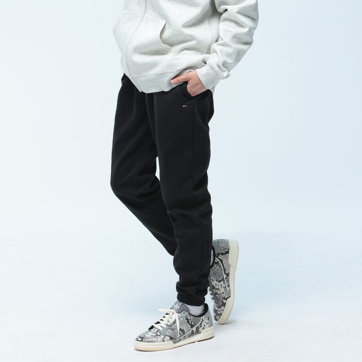 乐天商城 - TOMMY JEANS (トミージーンズ) 裏起毛 スウェットパンツ ワンポイント パンツ ボトムス ロングパンツ シンプル ベーシック DM0DM20473