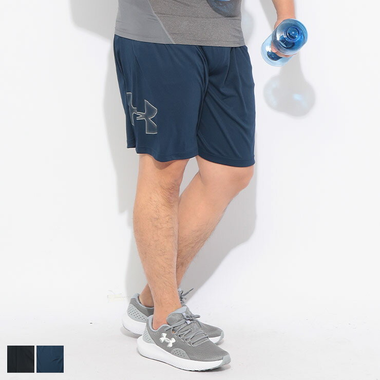 「UNDER ARMOUR」のサイドロゴショーツは、ゆったりとしたルーズフィットが生み出す快適な穿き心地が魅力のトレーニングウェアです。締め付け感のないシルエットが、ランニングやジムワークなど激しい動きにもストレスなく追従。軽量で速乾性に優れた素材を採用しており、汗をかいても肌にまとわりつかず、常にドライな質感をキープします。ウエストはゴムとドローコードのイージー仕様で体型に合わせて細かな調節が可能。両サイドには便利なポケットを完備し、トレーニングからデイリーなリラックスシーンまで幅広く活躍します。サイドにあしらったロゴデザインがスポーティなアクセントとなり、機能性とトレンド感を両立した、夏のヘビーローテーション間違いなしの一着です。COLORSWhich color are you going to choose?DETAILcollar pocket sleeve button hem printed tag and more...ANGLEfront and side and back' s angle are introducedVARIATIONPlain color, barred patterns and all that with check patternsProduct Description「UNDER ARMOUR」のサイドロゴショーツは、ゆったりとしたルーズフィットが生み出す快適な穿き心地が魅力のトレーニングウェアです。締め付け感のないシルエットが、ランニングやジムワークなど激しい動きにもストレスなく追従。軽量で速乾性に優れた素材を採用しており、汗をかいても肌にまとわりつかず、常にドライな質感をキープします。ウエストはゴムとドローコードのイージー仕様で体型に合わせて細かな調節が可能。両サイドには便利なポケットを完備し、トレーニングからデイリーなリラックスシーンまで幅広く活躍します。サイドにあしらったロゴデザインがスポーティなアクセントとなり、機能性とトレンド感を両立した、夏のヘビーローテーション間違いなしの一着です。ブランドUNDER ARMOUR (アンダーアーマー)素材ポリエステル100％生産国カンボジア仕様外側ポケット数×2つ / ウエストゴム / ウエストドローコード / 前閉じ / LOOSE（ルーズ）SIZEウエストヒップ股上股下渡り幅裾幅3XL92-102114322640364XL96-10612633264136.55XL100-11012834274237モデルデータ身長：188cm / B：112 / W：95 / H：110 / S：29.0cm　着用サイズ：5XLサイズについて返品についてラッピングはコチラ