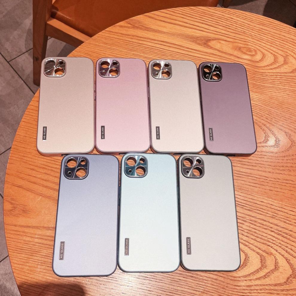 iPhone13Proに適用可能 金属製の電話ケース Apple12 すりガラス XS保護スリーブ