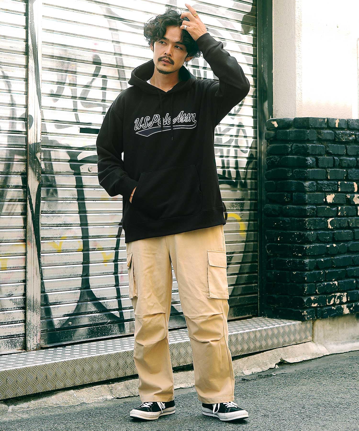 ブランド別注 裏毛 プルオーバーパーカー M Bブラック｜メンズ パーカー スウェット フーディ ブランド ロゴ 長袖 ゆったり ビッグシルエット レディース ユニセックス 秋服 冬服 春服 黒 白 紺