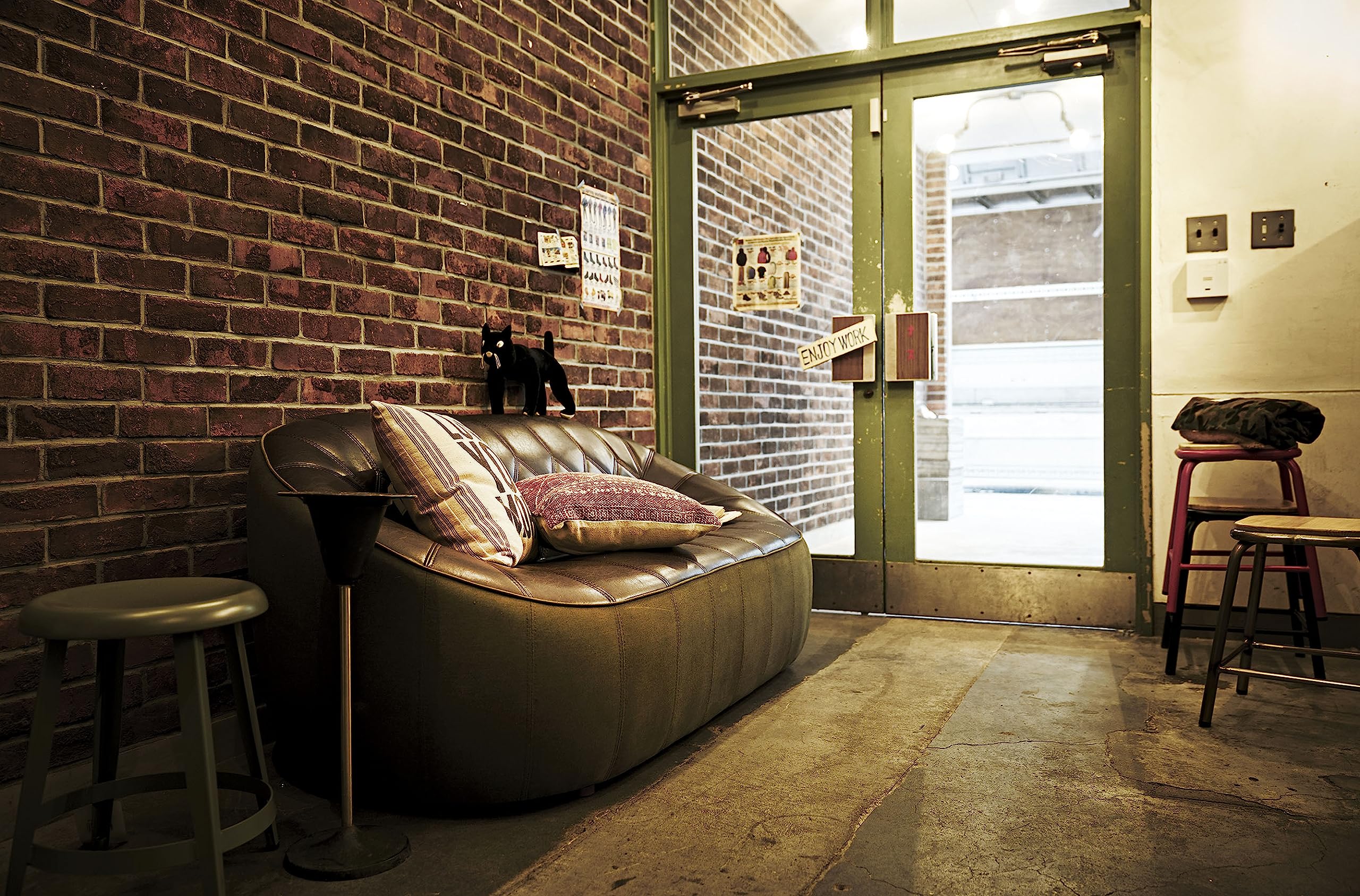 スツール シルバ