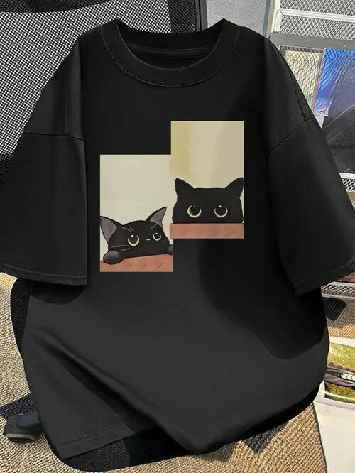 200gの黒半袖Tシャツ、2匹の黒猫がプリントされ、キュートで遊び心のあるスタイル。ピュア・コットン製で、着心地がよく通気性に優れ、毛玉ができにくく、型くずれしにくい。