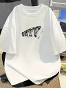 200gの白いTシャツはモノグラムがプリントされ、トレンディで個性的なスタイルを持っています。トレンディなメンズ&レディース・モデルで、ピュア・コットン素材、快...