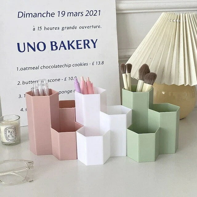 デコボコペンホルダー　ブラシ立て　リップ収納　ペンケース　ペン立て　花瓶　フラワーベース　 　 　..