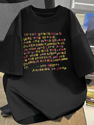 宗教的な文化的意味合いをスタイリッシュに表現した200gのブラックTシャツ。コットンは肌触りがよく、通気性に優れている。 宗教的な文化的意味合いをスタイリッシュに表現した200gのブラックTシャツ。コットンは肌触りがよく、通気性に優れている。