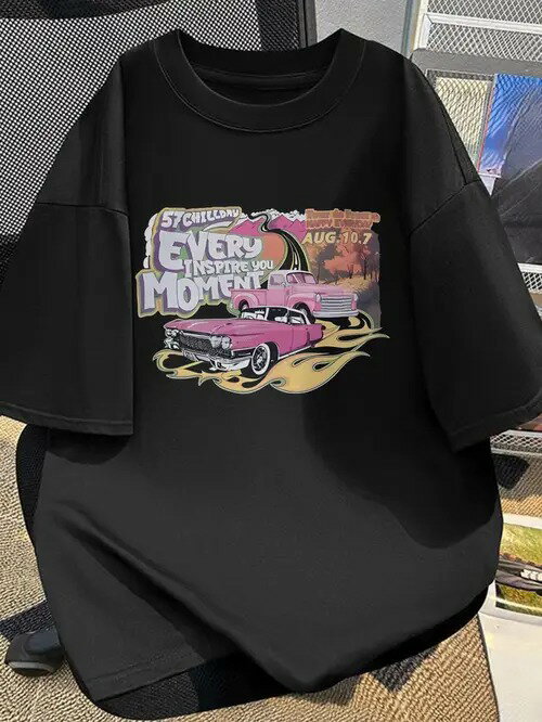 200gのブラックTシャツにカラフルなプリントとレタリング。