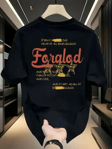 200gのブラック半袖Tシャツは、背中のオレンジの文字と三つ星のモチーフ、そして英語のフレーズが特徴。ラウンドネックのスタイリングで、快適さと通気性を備えたコットン製。 200gのブラック半袖Tシャツは、背中のオレンジの文字と三つ星のモチーフ、そして英語のフレーズが特徴。ラウンドネックのスタイリングで、快適さと通気性を備えたコットン製。