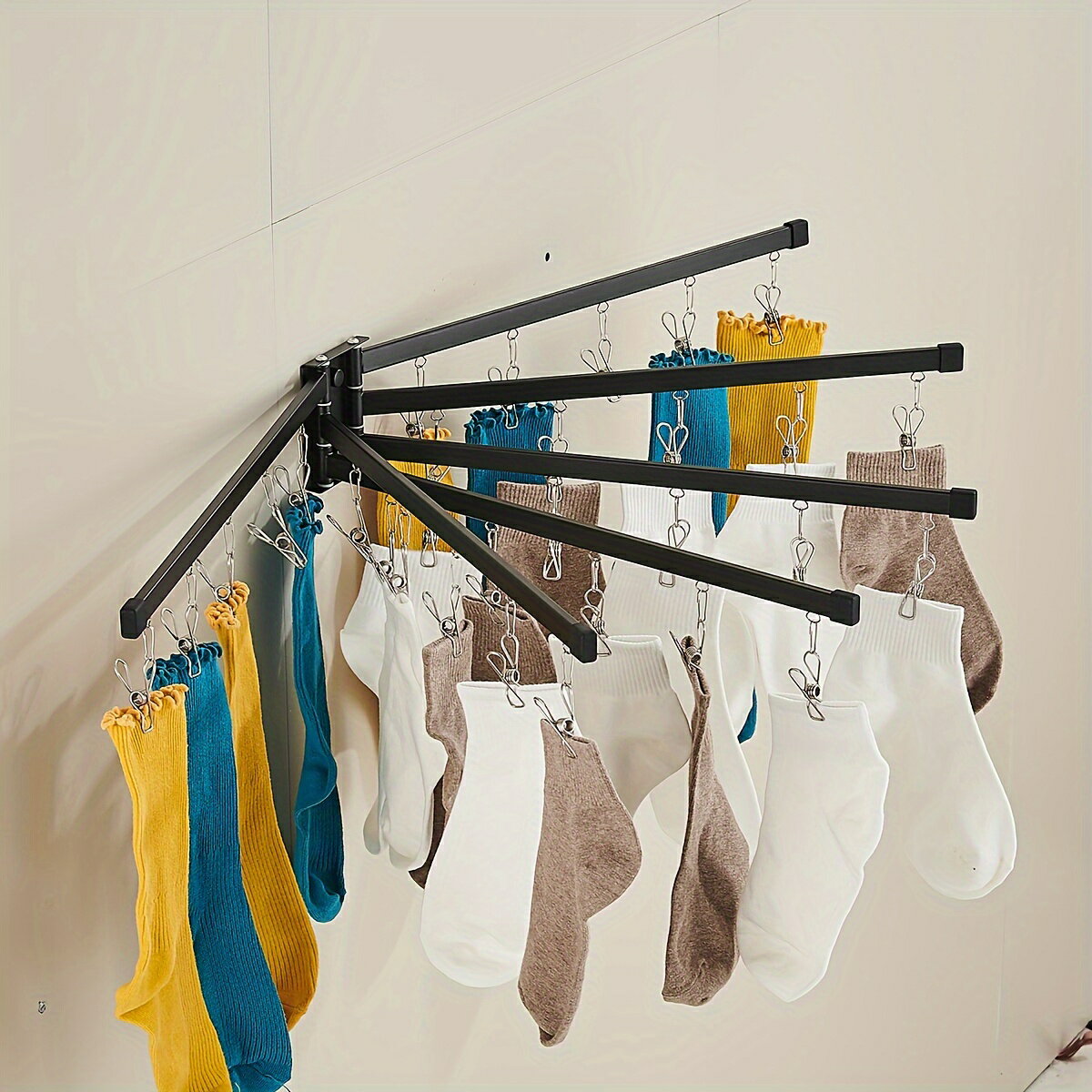 30個のクリップと6つの回転式ブーム付きの折りたたみ式洋服乾燥ラック、ステンレス製の洋服乾燥ラック..