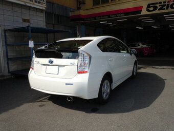 【メーカー直送品】5ZIGEN マフラーカッター TOYOTA プリウス ZVW30 シングル _MC10-13112-002