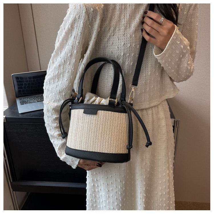 カゴバッグ 巾着バッグ 3WAYバッグ ショルダーバッグ トートバッグ 草編み ミニバッグ ストローバッグ ..