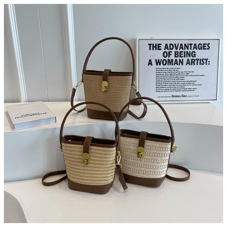 ハンドバッグ 草 カゴバッグ ショルダーバッグ サマーバッグ かごバッグ 肩掛け カゴバッグ かごバッグ..
