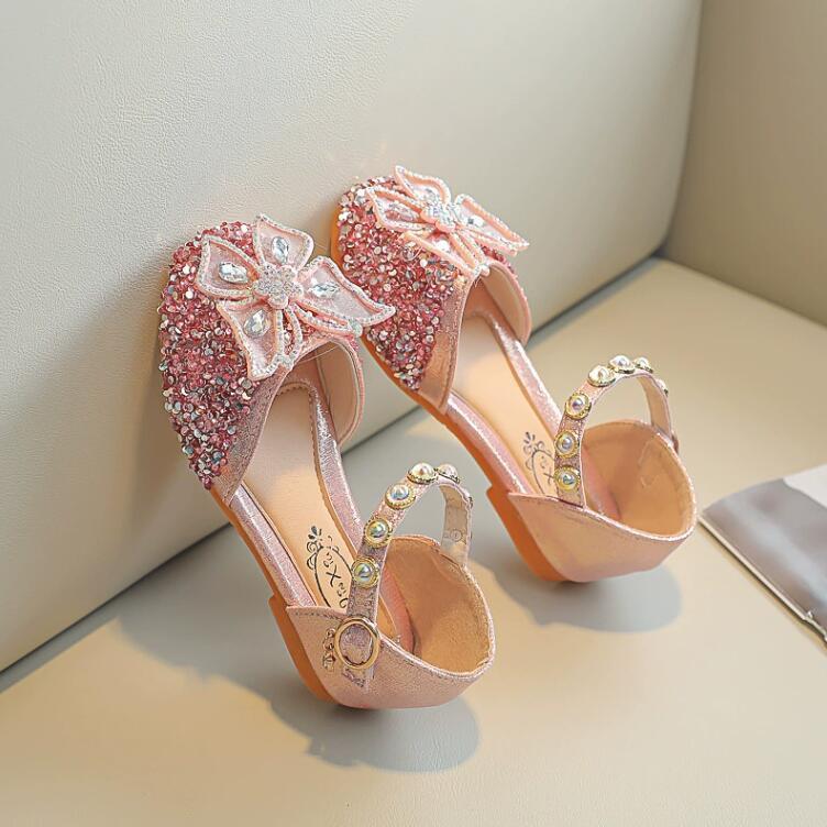 女の子サンダル キッズ子供靴 蝶柄リボンパンプス ピアノ 発表会演出靴/ダンスシューズ スパンコール フォーマルシューズ可愛いお嬢風革シューズ 発表会結