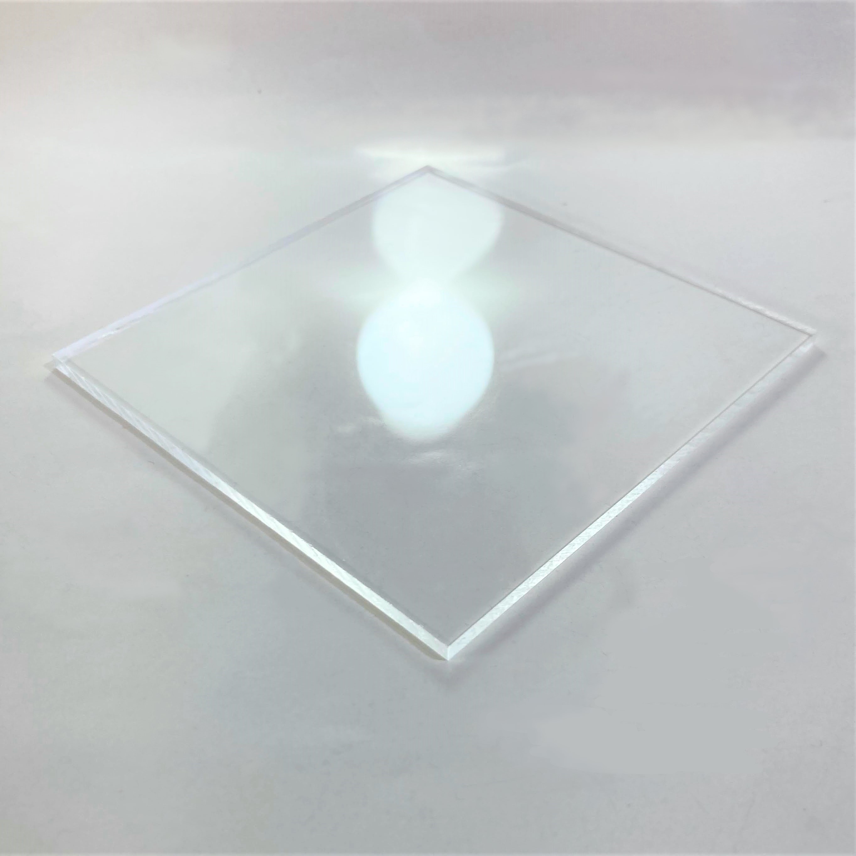 送料0円 家具のアクリル板 無色 透明 クリア 5mm厚 257×364mm 1枚｜アングル2