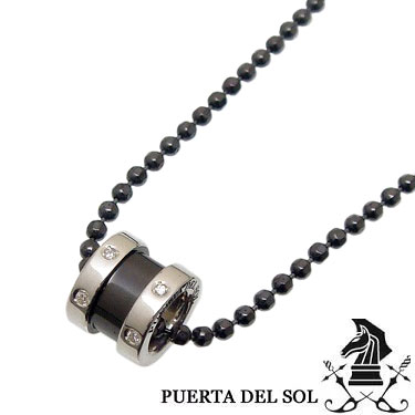 PUERTA DEL SOL（プエルタデルソル）PE1247BK ヘアライン ホイール リング ダイヤモンド ペンダント ネックレス ブラック