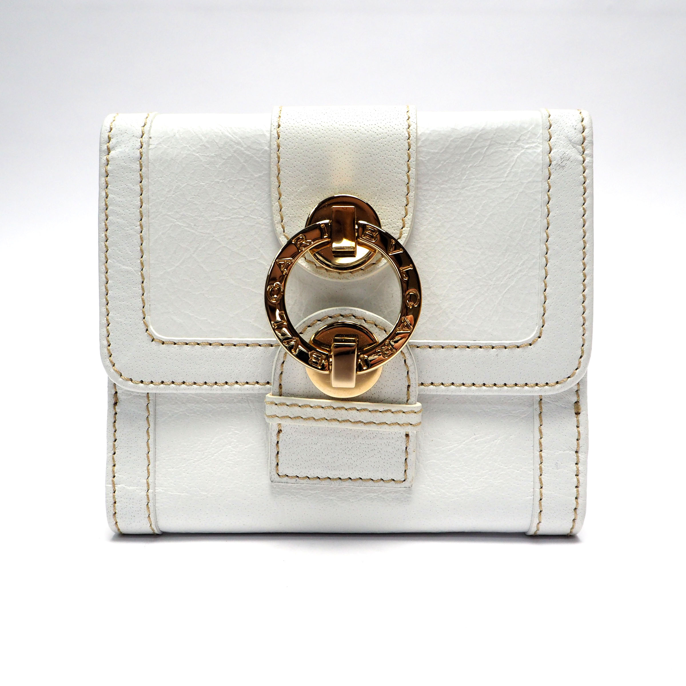 【中古】【良い】 BVLGARI ブルガリ ブルガリブルガリ 二つ折り財布 ミニ財布 コンパクトウォレット レディース 婦人用 シンプル バッファローレザー ホワイト/ゴールド