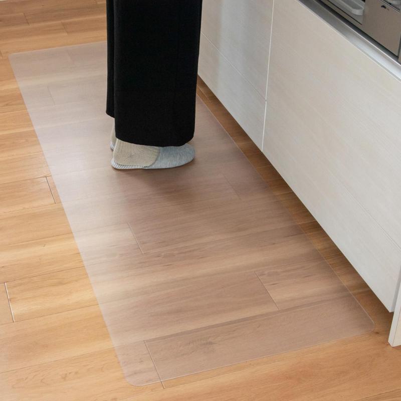 オカ(OKA) 透明 キッチンマット 60×180cm 1mm厚 拭ける PVC クリア 床暖房対応 保護マット エンボス加工 カット可