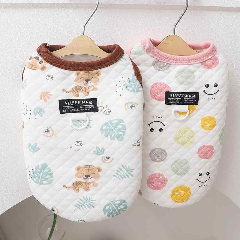 犬 小型犬用 服 コットン製 ひし形模様 秋冬用 防風 暖かい お散歩 ベスト ハーネス機能付き 2脚タイプ..