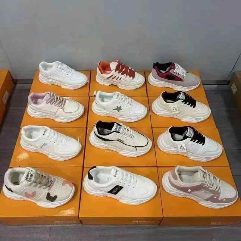 スニーカー レディース 厚底 通気性 ローカット ラウンドトゥ 紐靴 白 黒 スポーツ 普段使い カジュアル 磨耗性 人工皮革 ゴム底 春夏