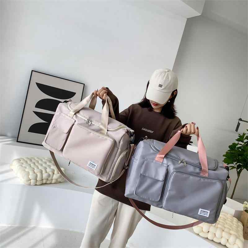 スポーツバッグ 大容量 折りたたみ ヨガバッグ 旅行 鞄 アウトドア 男女兼用 耐摩耗 減圧 無地 ナイロ..