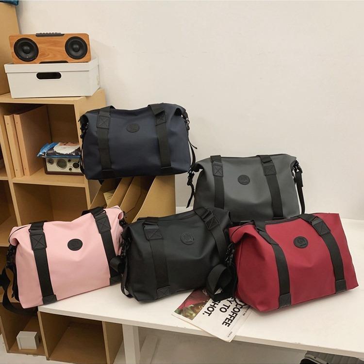 バッグ レディース メンズ 旅行用 スポーツバッグ トレーニング 鞄 手提げ 肩掛け 斜め掛け 軽量 撥水 ..