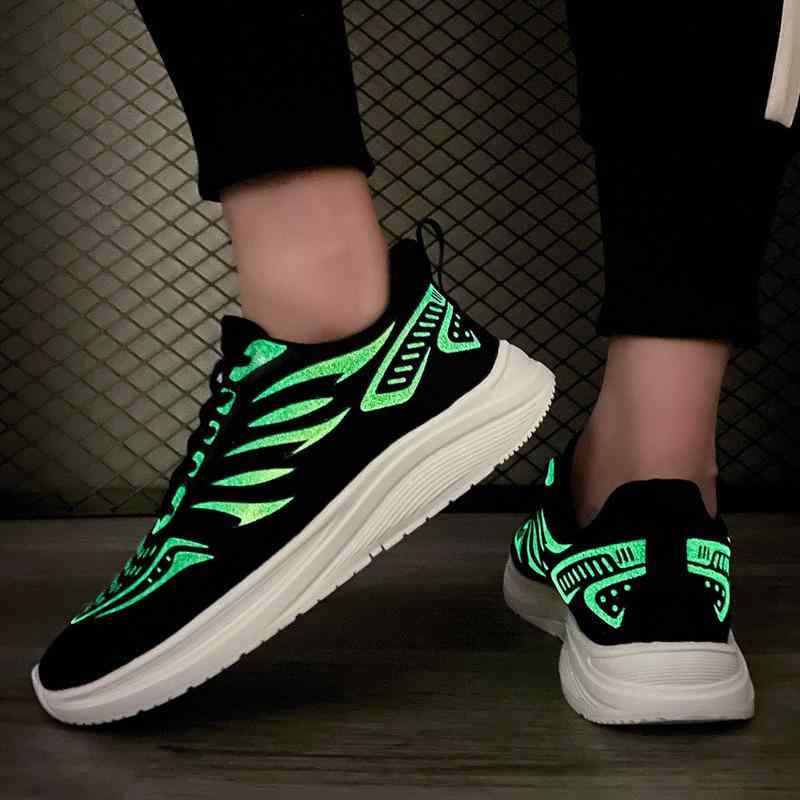 スニーカー メンズ 男性用 通気性 メッシュ 運動靴 スポーツシューズ ランニングシューズ 学生 普段使い 軽量 EVA 黒 白