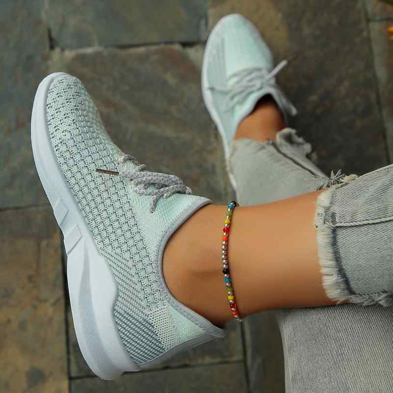 スニーカー レディース 通気性 スポーツシューズ フラット ローカット ランニングシューズ 紐 運動靴 婦人靴 カジュアル 普段使い 旅行 メッシュ 快適 軽量 疲れない 歩きやすい 春夏 秋冬