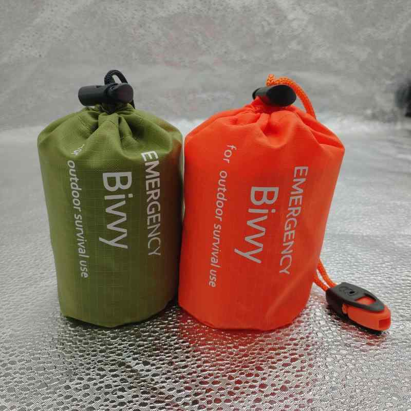 寝袋 大人用 PEアルミ膜 簡易 防寒 救助 災害 緊急 保温 オレンジ色 ヨーロッパ 北米