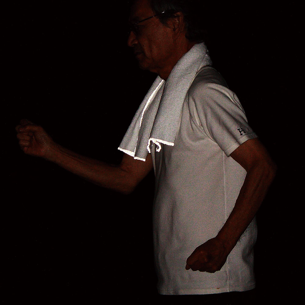 大幅値下げ 大特価 在庫限り 交通安全　反射付きフェイスタオル　綿100％【メール便可】