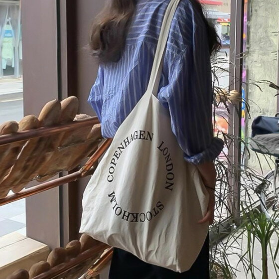 STOCKHOLM COPENHAGEN LONDON ロゴ トートバッグ