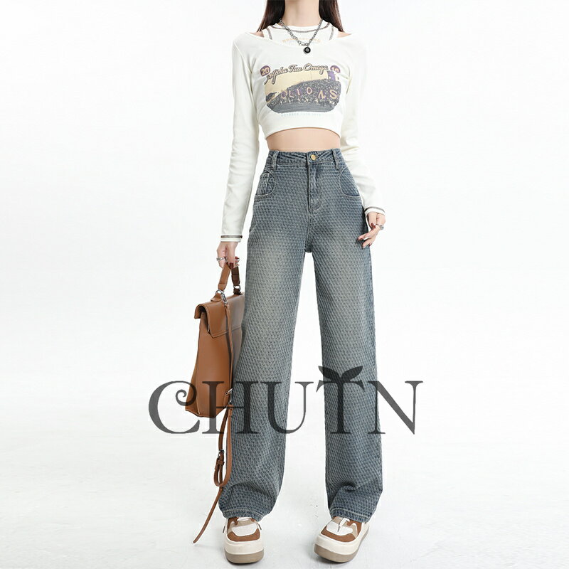 ストレートパンツ デニムパンツ レディース ワイドパンツ ハイウエスト ブルー ジーンズ ポケット付き 韓国ファッション 着痩せ ゆったり 美脚 脚長効果 ヴィンテージ風 古着 だぼっと感がかわいい 抜け感 カジュアルパンツ キャンプ デート 散歩する 旅行 写真を撮る 普段着