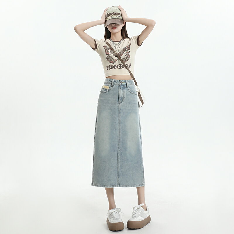 ハイウエスト デニム 半身 スカート ミドル丈 Aラインスカート レディース スカート ヒップ ハグ スカート スリット入り パッチワークポケット付き ベルトループ ライトブルー デニムスカート シンプル カジュアル スタイリッシュ きれいめ おしゃれ 着痩せ ゆったり 抜け感