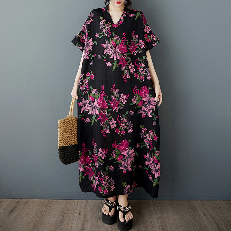 マキシワンピース ロングワンピース レディース 大きいサイズ Vネック リゾート レジャー 半袖 ゆったり 体型カバー 着やせ レトロ マキシ丈 プリント 薄手 軽量 リラクス感 かぶるタイプ ゆるシルエット 花柄 総柄 エレガント グラマラス マタニティウエア おしゃれ