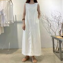 サスペンダー ジャンスカ ロングワンピース バックレス スッキリ たっぷり ライン ノースリーブ ラウンドネック クルーネック インナー レイヤード 重ね着 ナチュラル カジュアル ゆったり 体型カバー レジャー コーデ コーディネータ オシャレ おしゃれ きれいめ