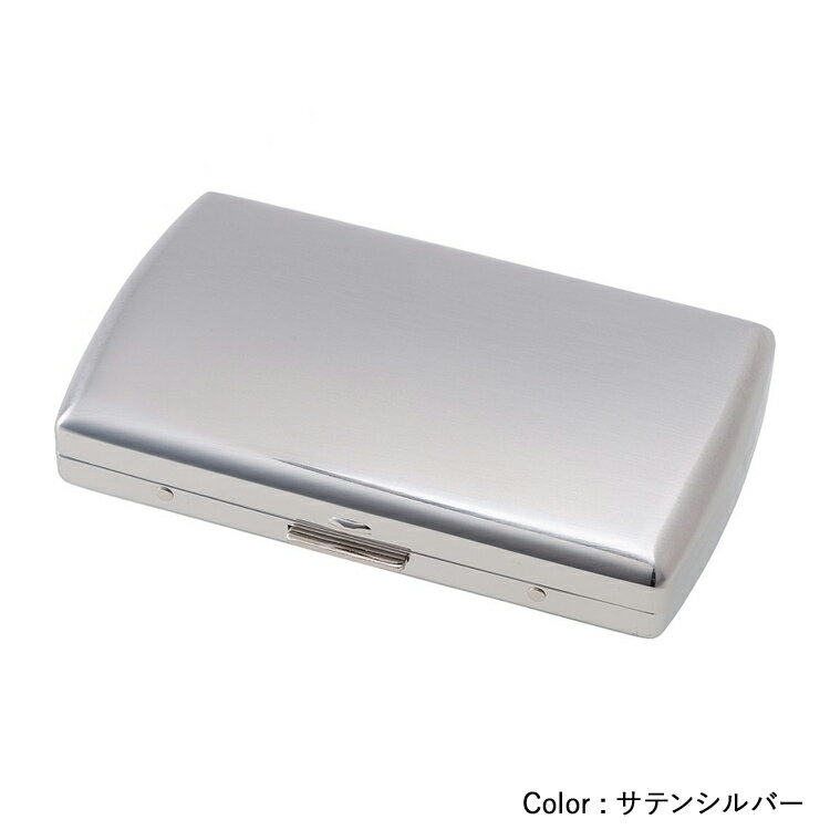 たばこをお洒落に携帯できるメタル製シガレットケース。 一日の吸う量を減らしたいという方には、吸った本数がひと目でわかるこのタイプのタバコケースが人気です。 プレゼントやギフトにもおすすめです。 収納可能本数：85mm×12本 本体サイズ：88×55×19mm 素材：真鍮 原産国：日本 ※本商品は製造工程上、表面に細かいキズが見られる場合がありますが、メーカー検品済みの通常商品となり、初期不良には該当しません。また、耐久性や性能には影響はありません。あらかじめご了承の上、ご注文ください。 ※写真にうつるたばこや小物は商品に含まれません。レビューを投稿頂いた方に最大300円OFFクーポンを差し上げます。レビュー投稿後、数時間程度で発行されます。