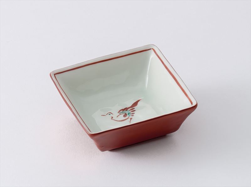 【美濃焼】窯元蔵珍窯 赤巻鳥文 角小猪口の紹介画像2