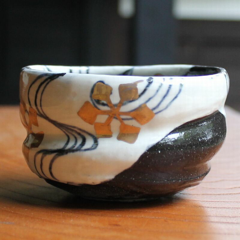 【美濃焼】窯元蔵珍窯　コーヒーをいれても似合う抹茶碗　乾山流水文こふく碗