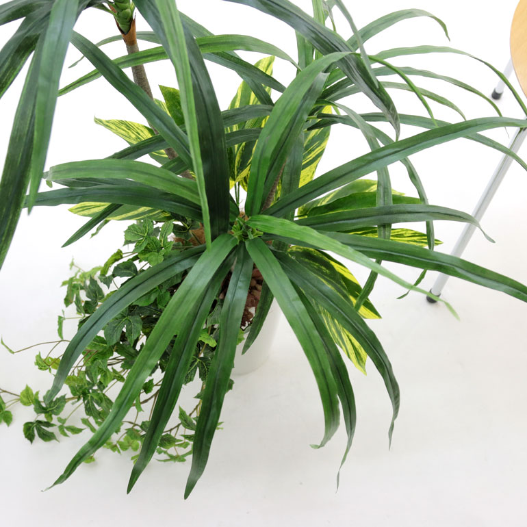 観葉植物 人工観葉植物 フェイクグリーン フェイクグリーン シンプル 観葉植物 グリーン 100cm 人工 インテリア 大型 人工観葉樹 おしゃれ 室内 オフィス 鉢 人工観葉樹 空気清浄 消臭 抗菌 光触媒 本物そっくりの佇まい ドラセナ コンシンネ 3本立 高さ100cm 白丸