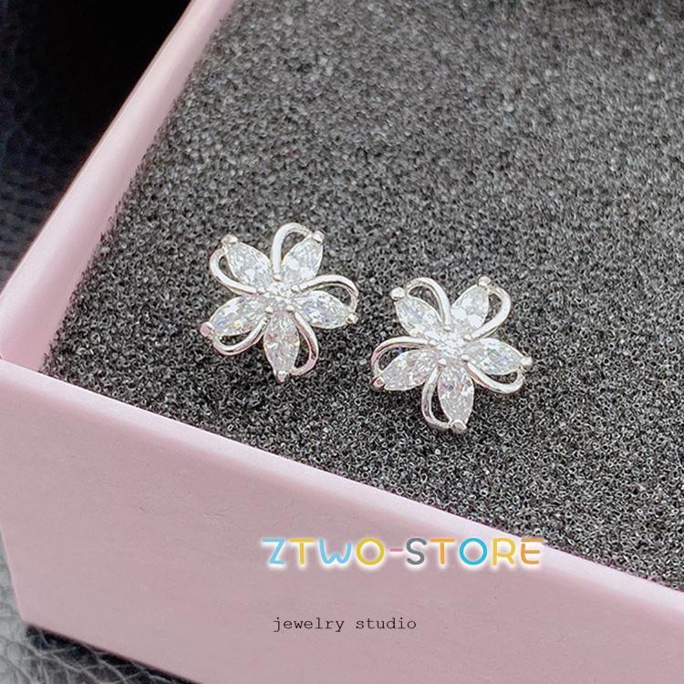 ピアス レディース お花 フラワー 可愛い CZダイヤ シルバー925 K18コーティング ピンクゴールド 女性 妻 嫁 娘 ホワイトデーのお返し 母の日ギフト