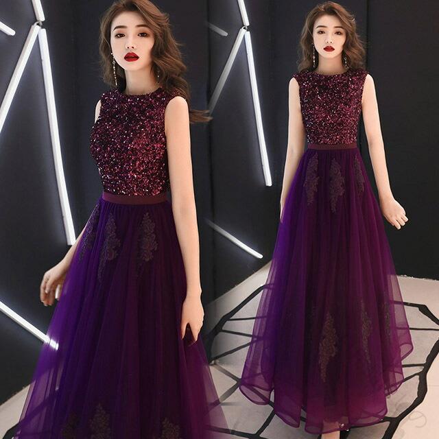 Rakuten - 特別な夜を彩るパープルドレス スパンコールが煌めく上品なフォーマルスタイル 結婚式二次会や演奏会で輝く女性の美しさ 華やかな場にふさわしいロング丈デザイン 発表会やパーティーでの注目を集める優雅な装い