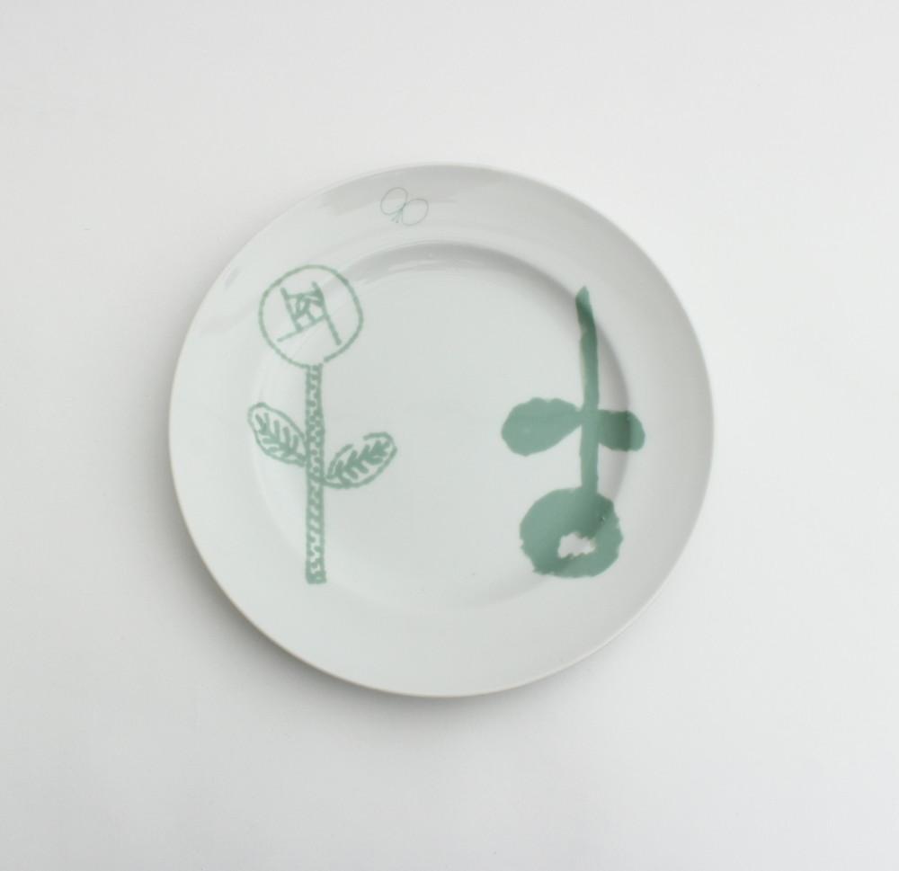 ミナ ペルホネン プレート グリーン Remake tableware Plate MG PASS THE BATON テーブルウェア 器 皿 白 北欧 皆川 明 プレゼント ギフト 贈り物