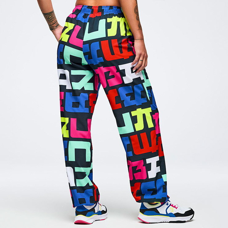 ZUMBA ズンバ 正規品 ウェア レディース パンツ スラウチパンツ 総柄 ネオンカラー ロゴ ストレッチ 裾ゴム アジアン エクササイズ フィットネス ジム スポーツ ダンス ヨガ ウェア ズンバウェア マルチカラー S1 3